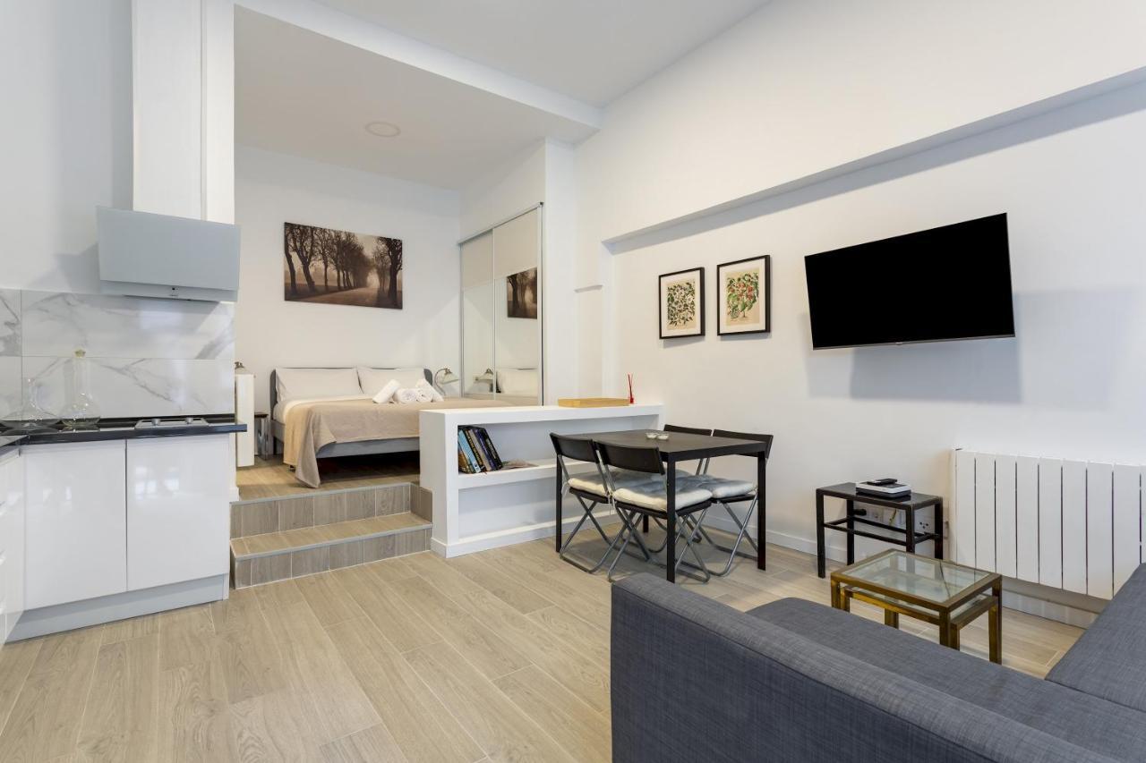 1 Bedroom 1 Bathroom Furnished - Av De America - Studio - Mintystay Madrid Exterior foto