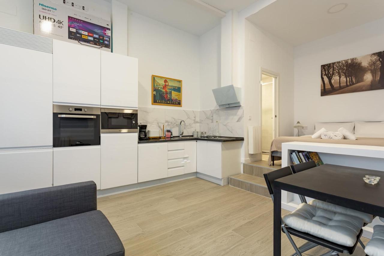 1 Bedroom 1 Bathroom Furnished - Av De America - Studio - Mintystay Madrid Exterior foto