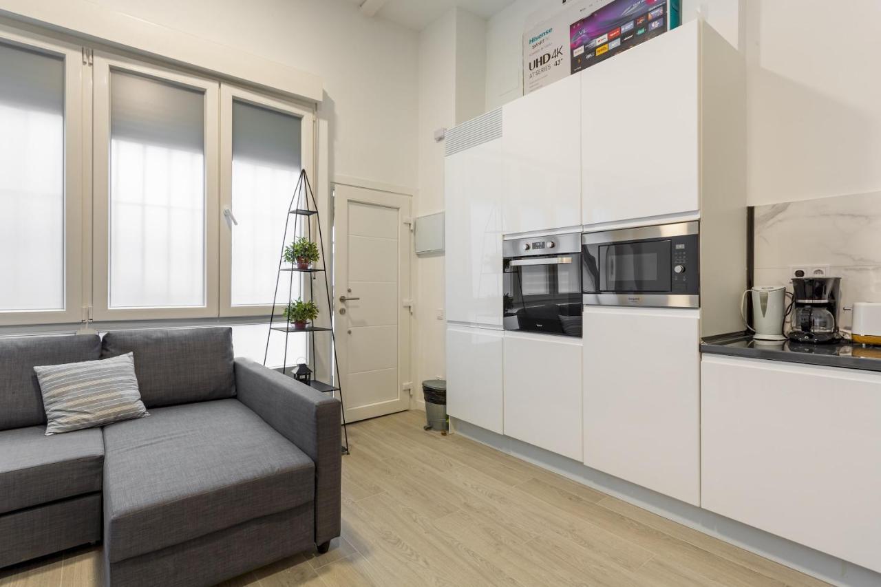 1 Bedroom 1 Bathroom Furnished - Av De America - Studio - Mintystay Madrid Exterior foto